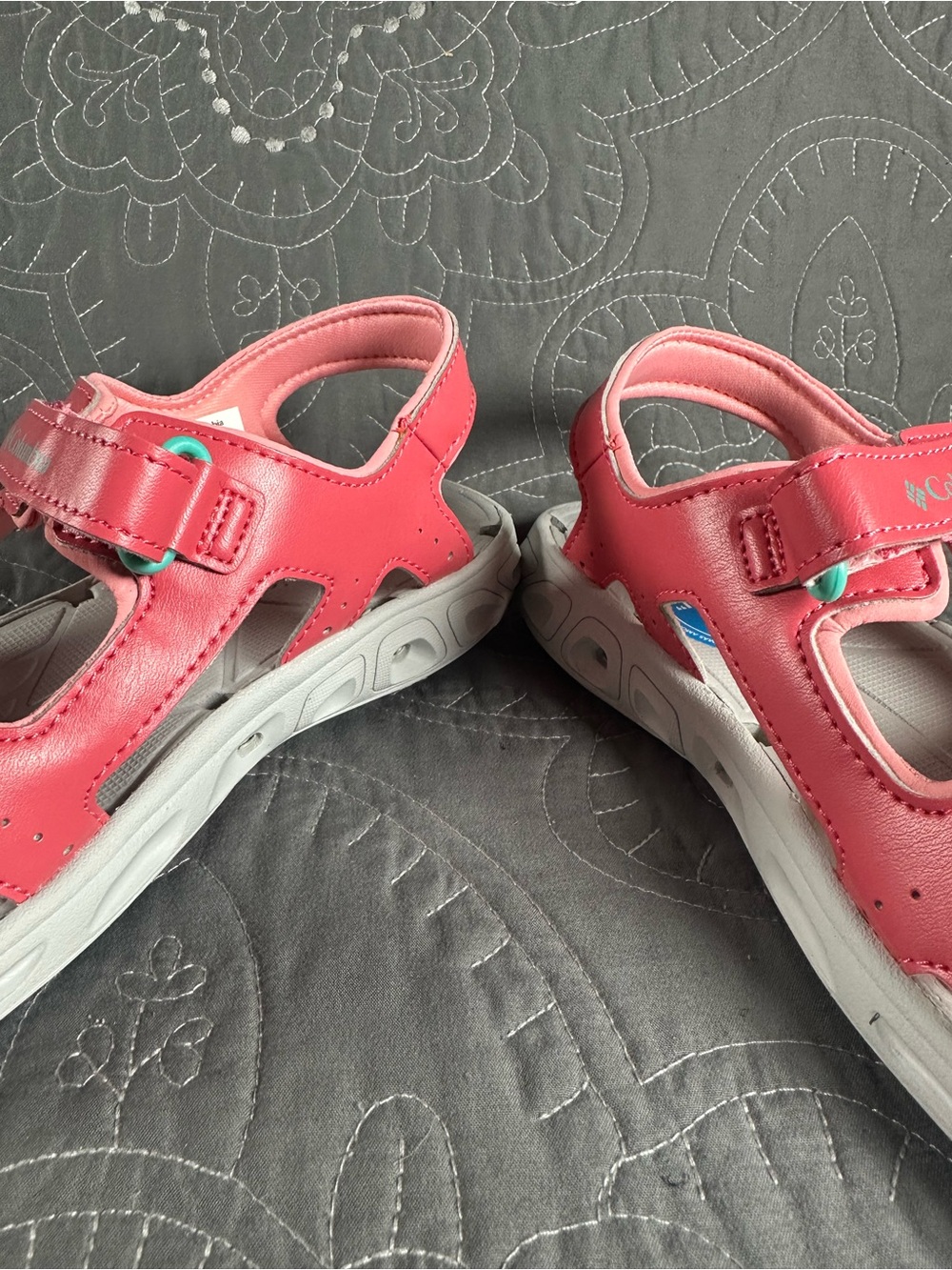 Columbia Girls Pink Techsun Vent Strap Sandals NWT Size Big Girls 4 - Picture 3 of 7